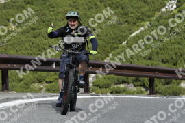 Photo #3545373 | 22-07-2023 10:16 | Passo Dello Stelvio - Waterfall curve BICYCLES