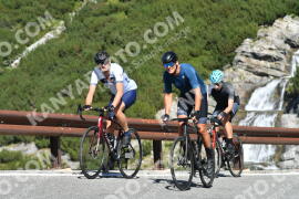 Photo #2605387 | 12-08-2022 10:46 | Passo Dello Stelvio - Waterfall curve BICYCLES
