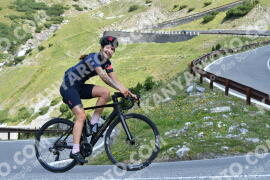 Photo #2363350 | 21-07-2022 10:49 | Passo Dello Stelvio - Waterfall curve BICYCLES