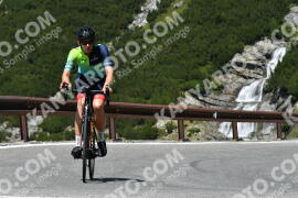 Photo #2355509 | 19-07-2022 12:23 | Passo Dello Stelvio - Waterfall curve BICYCLES