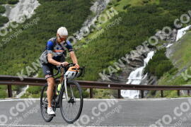 Photo #2206149 | 29-06-2022 14:23 | Passo Dello Stelvio - Waterfall curve BICYCLES