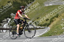 Photo #2720629 | 23-08-2022 13:19 | Passo Dello Stelvio - Waterfall curve BICYCLES