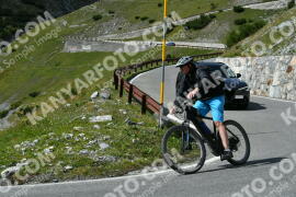 Photo #2597223 | 11-08-2022 15:45 | Passo Dello Stelvio - Waterfall curve BICYCLES