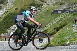 Photo #2173005 | 21-06-2022 09:41 | Passo Dello Stelvio - Waterfall BICYCLE riders