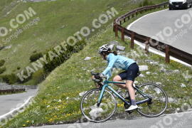 Fotó #3074796 | 10-06-2023 12:18 | Passo Dello Stelvio - Vízesés kanyar Bicajosok