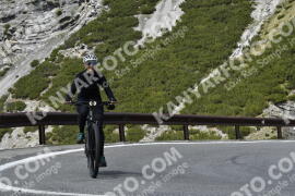 Photo #2077156 | 01-06-2022 12:27 | Passo Dello Stelvio - Waterfall curve BICYCLES