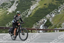 Photo #2591243 | 11-08-2022 09:58 | Passo Dello Stelvio - Waterfall curve BICYCLES