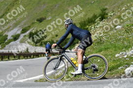Photo #2309380 | 15-07-2022 14:40 | Passo Dello Stelvio - Waterfall curve BICYCLES