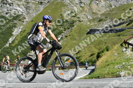 Photo #2502402 | 04-08-2022 09:57 | Passo Dello Stelvio - Waterfall curve BICYCLES