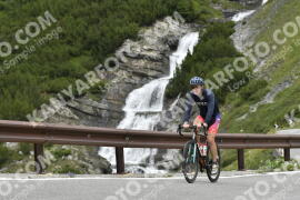 Photo #3588628 | 27-07-2023 10:20 | Passo Dello Stelvio - Waterfall curve BICYCLES