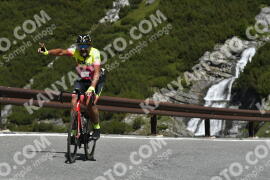 Photo #3373379 | 07-07-2023 10:53 | Passo Dello Stelvio - Waterfall curve BICYCLES