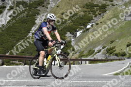 Photo #2082478 | 04-06-2022 11:37 | Passo Dello Stelvio - Waterfall curve BICYCLES