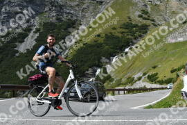 Photo #2683969 | 17-08-2022 14:55 | Passo Dello Stelvio - Waterfall curve BICYCLES