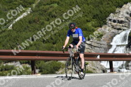 Photo #2146072 | 18-06-2022 10:27 | Passo Dello Stelvio - Waterfall curve BICYCLES