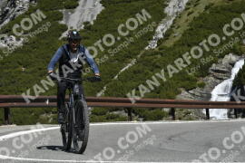 Fotó #3095795 | 12-06-2023 10:10 | Passo Dello Stelvio - Vízesés kanyar Bicajosok
