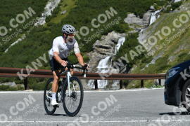 Photo #2668815 | 16-08-2022 11:06 | Passo Dello Stelvio - Waterfall curve BICYCLES