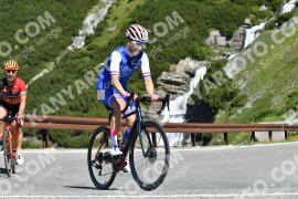 Photo #2242435 | 06-07-2022 10:16 | Passo Dello Stelvio - Waterfall curve BICYCLES