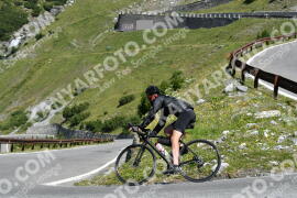 Photo #2352804 | 19-07-2022 11:05 | Passo Dello Stelvio - Waterfall curve BICYCLES