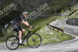 Photo #2129387 | 13-06-2022 11:04 | Passo Dello Stelvio - Waterfall curve BICYCLES