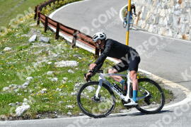 Photo #2220406 | 02-07-2022 15:21 | Passo Dello Stelvio - Waterfall curve BICYCLES