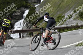 Foto #2109889 | 08-06-2022 14:42 | Passo Dello Stelvio - Waterfall Kehre BICYCLES