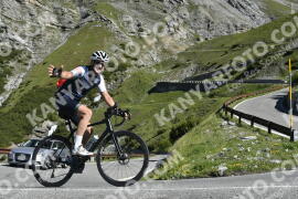 Photo #3225132 | 25-06-2023 09:30 | Passo Dello Stelvio - Waterfall curve BICYCLES
