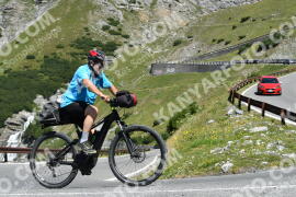 Photo #2369570 | 22-07-2022 11:21 | Passo Dello Stelvio - Waterfall curve BICYCLES