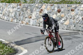 Photo #2254485 | 08-07-2022 14:30 | Passo Dello Stelvio - Waterfall curve BICYCLES