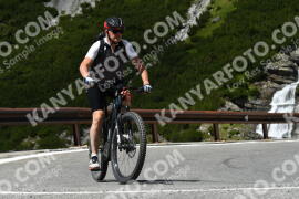 Photo #2244202 | 06-07-2022 13:22 | Passo Dello Stelvio - Waterfall curve BICYCLES