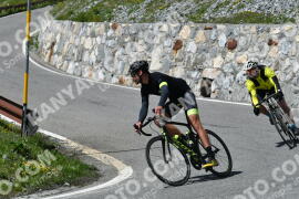 Photo #2138357 | 17-06-2022 15:36 | Passo Dello Stelvio - Waterfall curve BICYCLES