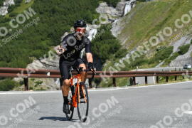 Photo #2398318 | 25-07-2022 10:32 | Passo Dello Stelvio - Waterfall curve BICYCLES