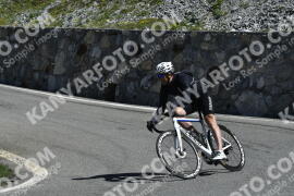 Photo #3229858 | 25-06-2023 10:55 | Passo Dello Stelvio - Waterfall curve BICYCLES