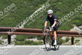Photo #2352772 | 19-07-2022 11:01 | Passo Dello Stelvio - Waterfall curve BICYCLES