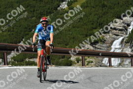 Photo #2671128 | 16-08-2022 12:51 | Passo Dello Stelvio - Waterfall curve BICYCLES