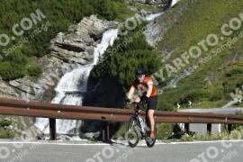 Photo #3602978 | 28-07-2023 09:48 | Passo Dello Stelvio - Waterfall curve BICYCLES