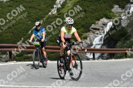 Foto #2202552 | 27-06-2022 10:35 | Passo Dello Stelvio - Curva di cascata BICICLETTA