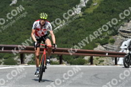 Photo #2360468 | 20-07-2022 11:00 | Passo Dello Stelvio - Waterfall curve BICYCLES