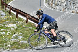 Photo #2361484 | 20-07-2022 13:23 | Passo Dello Stelvio - Waterfall curve BICYCLES