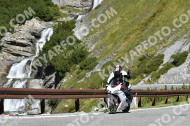 Photo #2699992 | 21-08-2022 11:11 | Passo Dello Stelvio - Waterfall curve