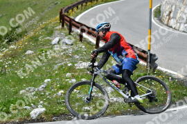 Photo #2241738 | 06-07-2022 14:19 | Passo Dello Stelvio - Waterfall curve BICYCLES