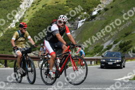 Photo #2202524 | 27-06-2022 10:34 | Passo Dello Stelvio - Waterfall curve BICYCLES