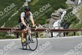 Photo #2363436 | 21-07-2022 11:06 | Passo Dello Stelvio - Waterfall curve BICYCLES