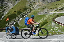 Photo #2146848 | 18-06-2022 14:08 | Passo Dello Stelvio - Waterfall curve BICYCLES