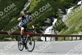 Photo #2254544 | 08-07-2022 14:40 | Passo Dello Stelvio - Waterfall curve BICYCLES