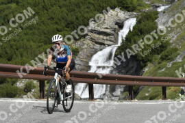 Photo #3618527 | 29-07-2023 10:31 | Passo Dello Stelvio - Waterfall curve BICYCLES