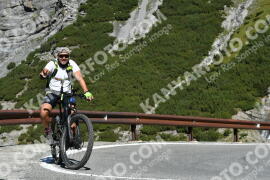 Photo #2666772 | 16-08-2022 10:09 | Passo Dello Stelvio - Waterfall curve BICYCLES