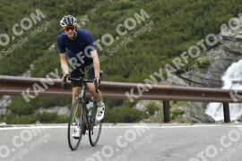 Photo #3255763 | 27-06-2023 12:50 | Passo Dello Stelvio - Waterfall curve BICYCLES
