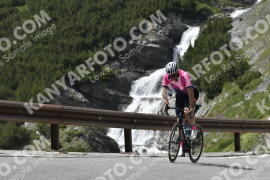 Photo #3286787 | 29-06-2023 15:22 | Passo Dello Stelvio - Waterfall curve BICYCLES
