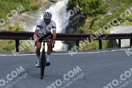 Photo #3932822 | 18-08-2023 09:20 | Passo Dello Stelvio - Waterfall curve BICYCLES