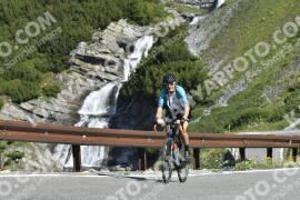 Fotó #3428401 | 11-07-2023 09:46 | Passo Dello Stelvio - Vízesés kanyar Bicajosok
